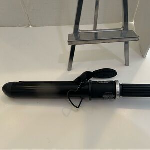 BaBylissPRO® Porcelain Ceramic 1¼" Spring Curling Iron